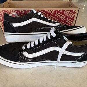 Vans Old Skool Black with White Sidestripe